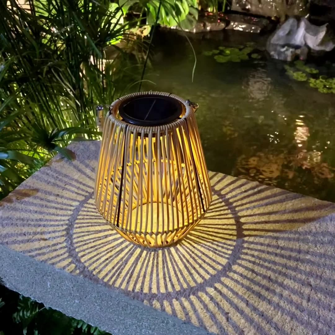 Rattan Solar Garden Light