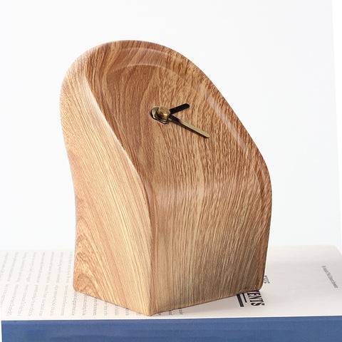 Adorno de reloj de mesa de línea de madera