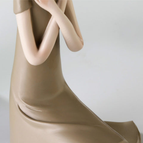 Girl Resin Sculpture - HOMYEA