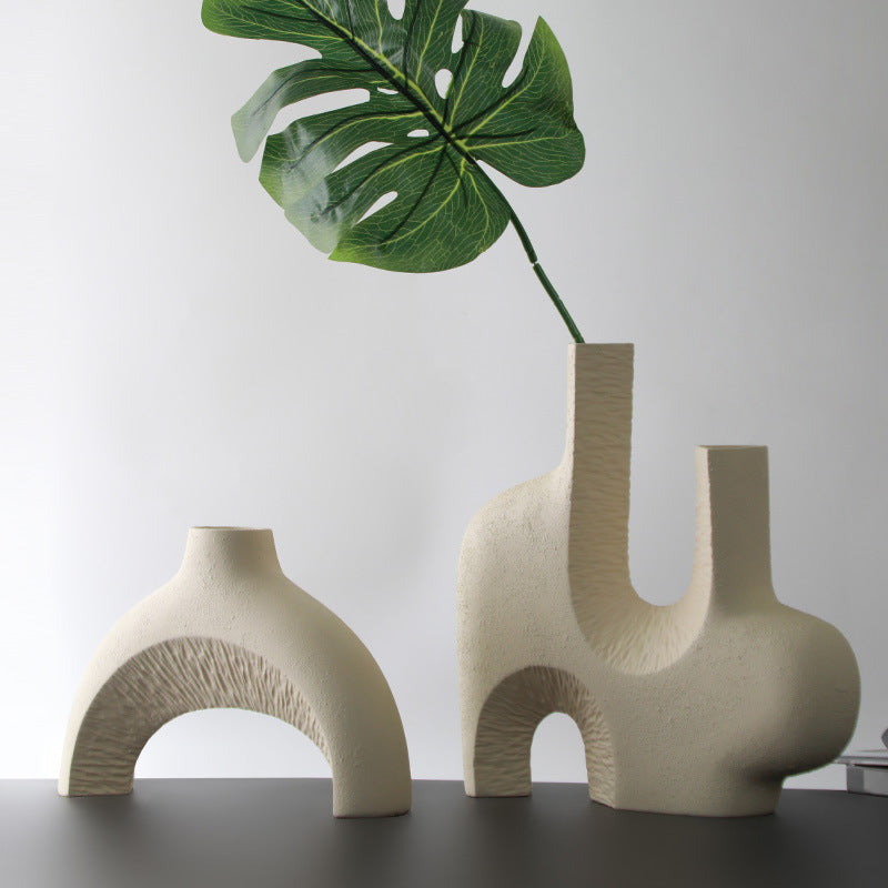 Beige Resin Vases - HOMYEA