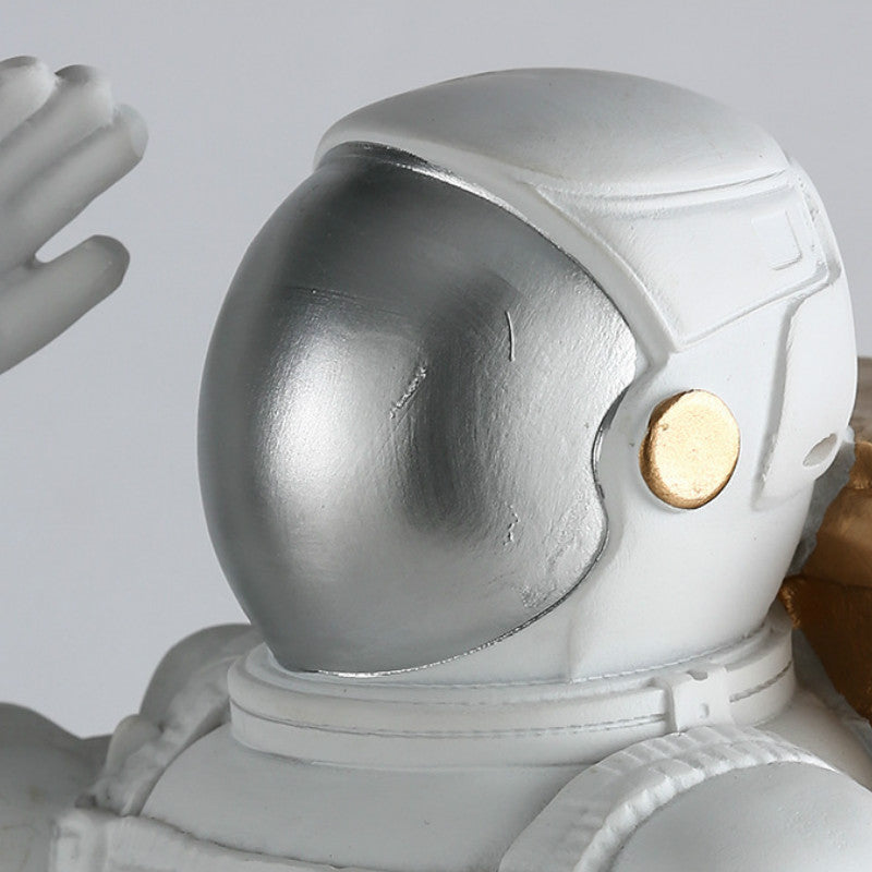 Astronaut Resin Sculpture - HOMYEA