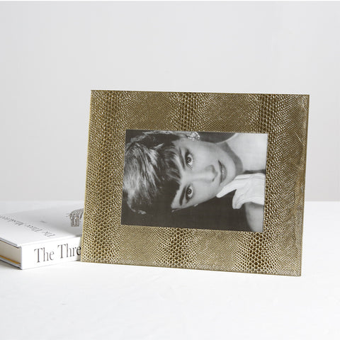 Creative Light Luxury Golden Fashion Glass Photo Frame - HOMYEA