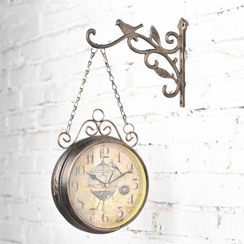 Retro Two-sided Wall Clock - HOMYEA