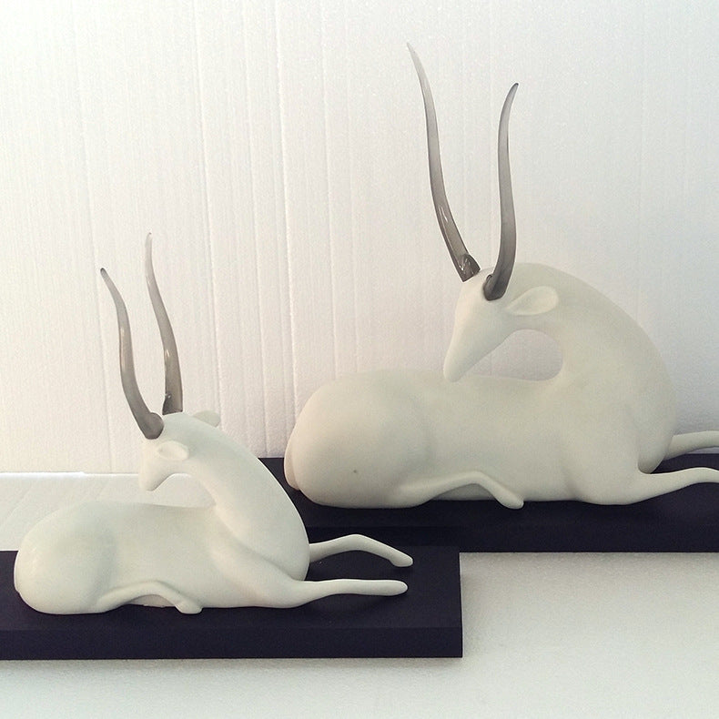 Resin Sheep Sculpture - HOMYEA