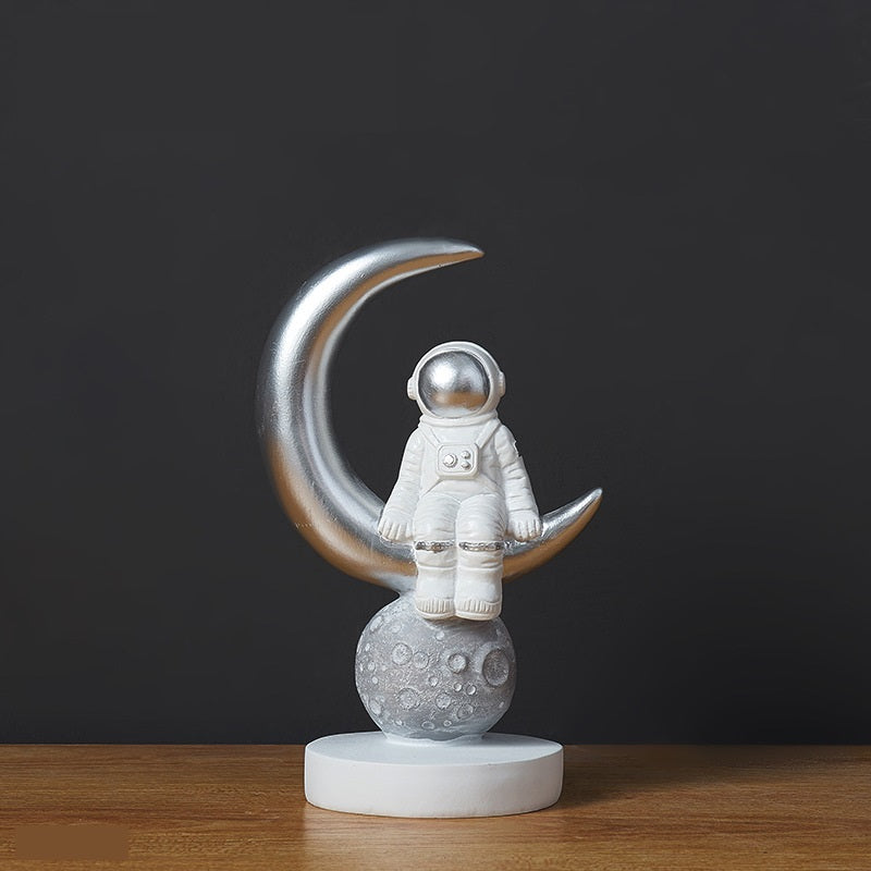 Modern Astronaut Model Sculpture - HOMYEA