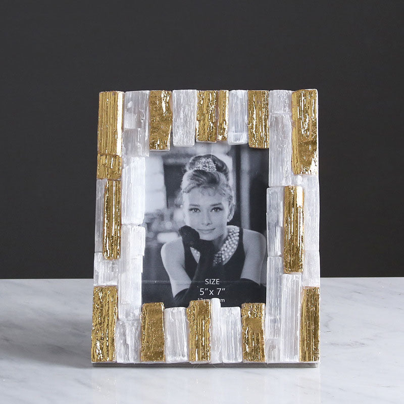 Creative Fashion Light Luxury Golden Spar Photo Frame - HOMYEA