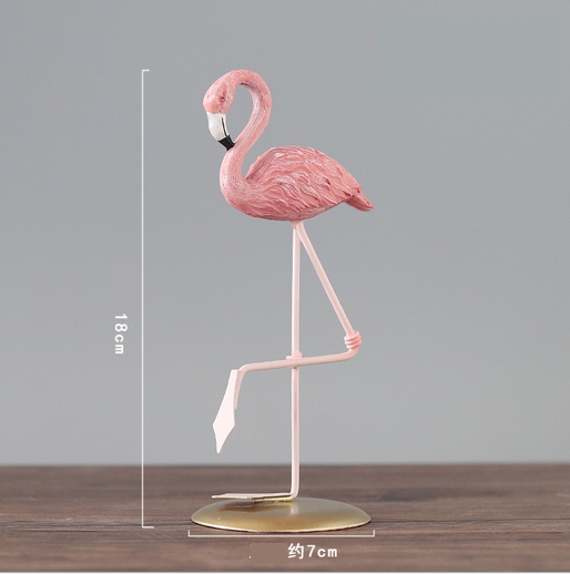 Creative Resin Flamingo Sculpture - HOMYEA