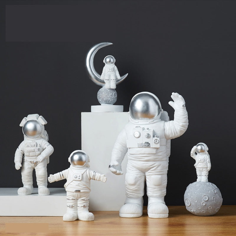 Modern Astronaut Model Sculpture - HOMYEA