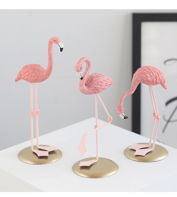 Creative Resin Flamingo Sculpture - HOMYEA