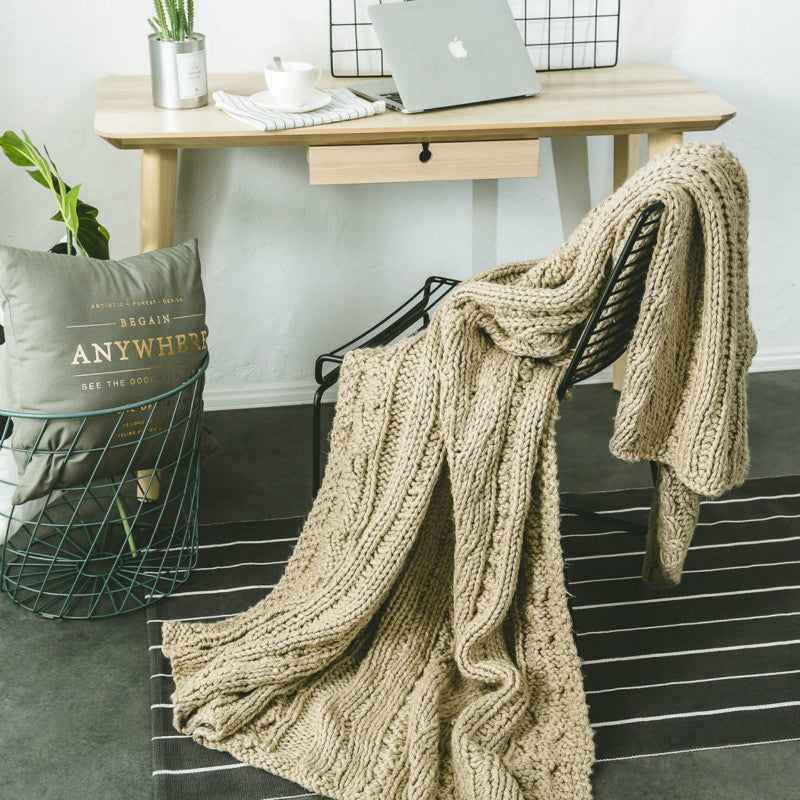 Hand-Woven Blanket - HOMYEA