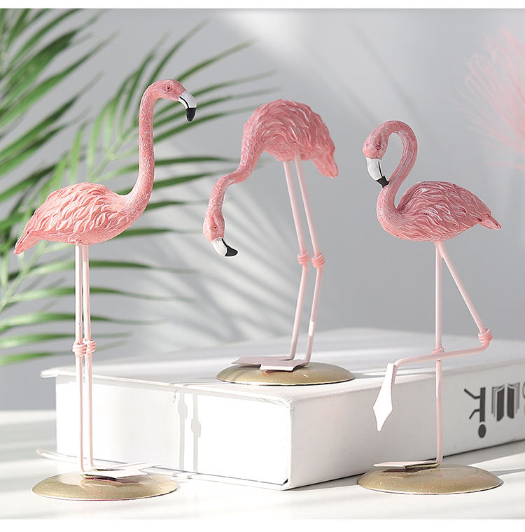 Creative Resin Flamingo Sculpture - HOMYEA