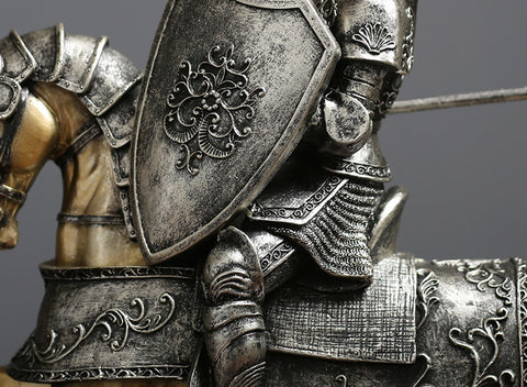 Armor Knight Sculpture - HOMYEA