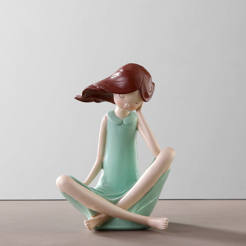 Girl Resin Sculpture - HOMYEA